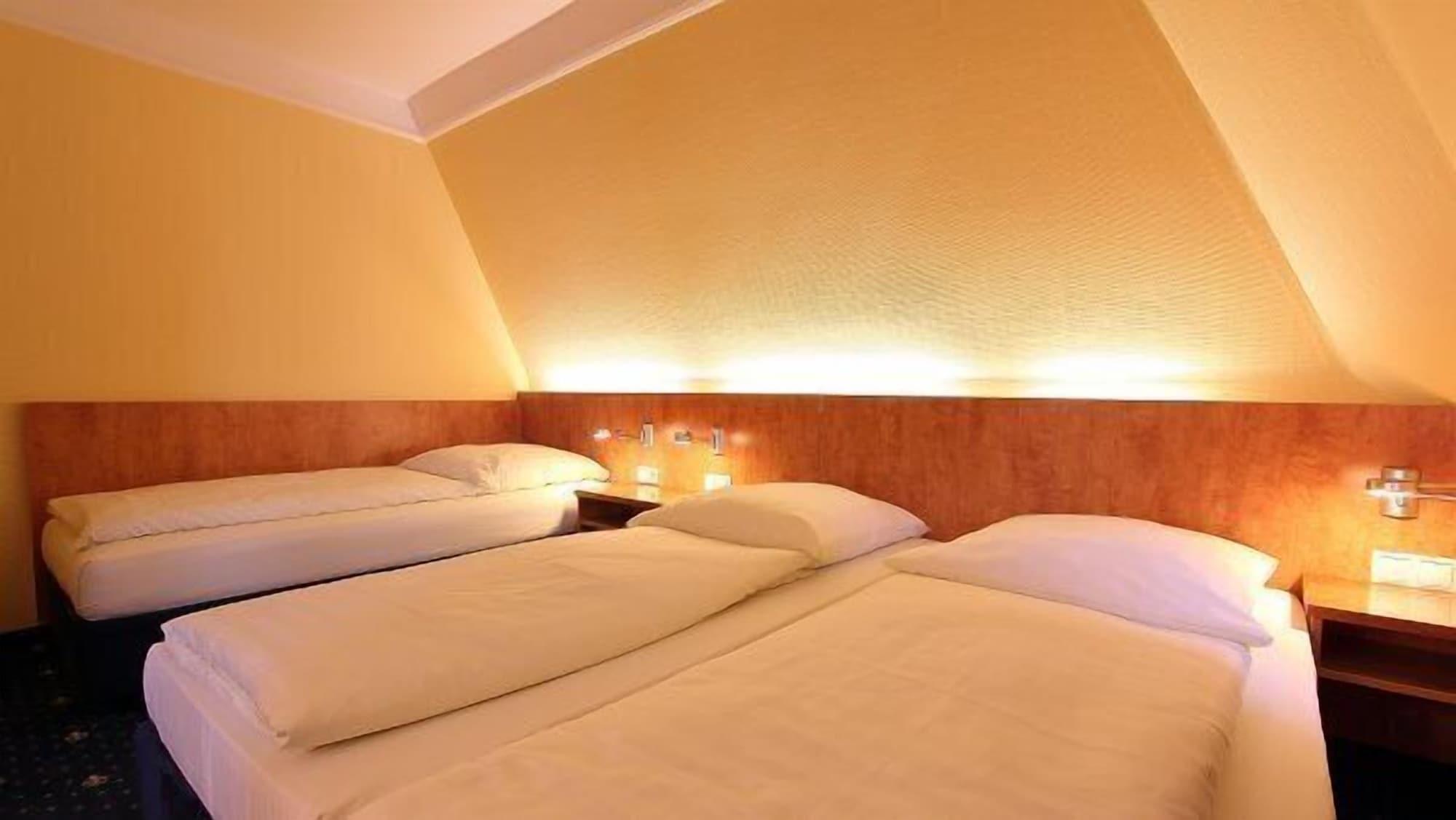 Aparthotel Astro - Nichtraucherhotel Stuttgart Luaran gambar