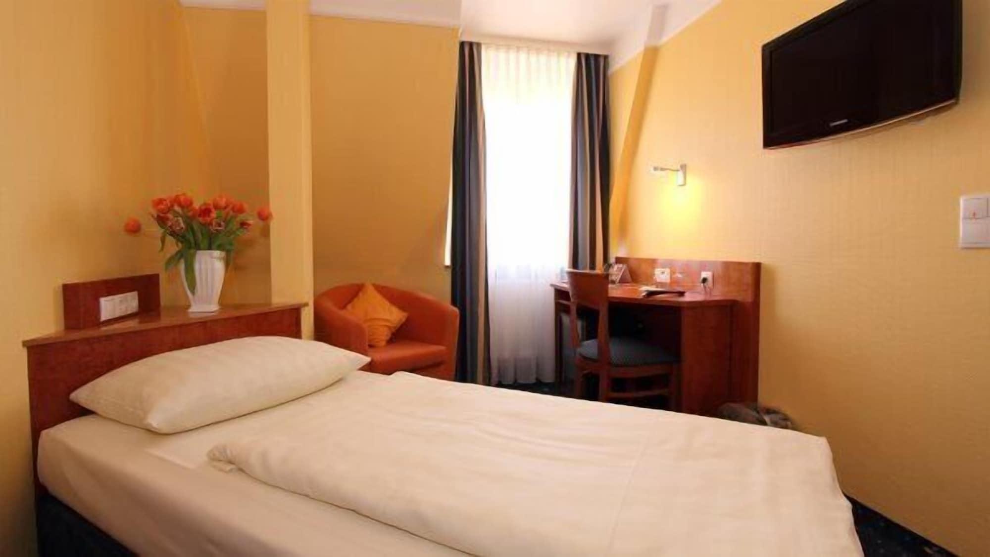 Aparthotel Astro - Nichtraucherhotel Stuttgart Luaran gambar