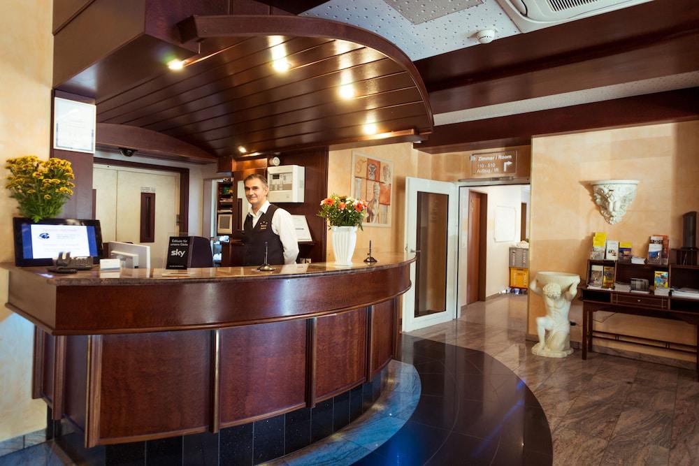 Aparthotel Astro - Nichtraucherhotel Stuttgart Luaran gambar
